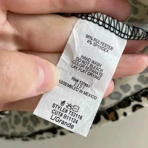 Gaze Cheetah Print Mock Neck Tank Top, Animal Print Shirt, Size Large - Picture 7 of 11